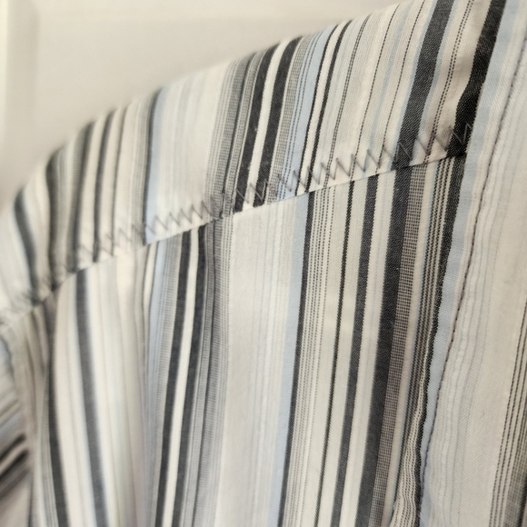 KUHL Suncel Mens Short Sleeve Shirt Striped Large EUC - Picture 4 of 9